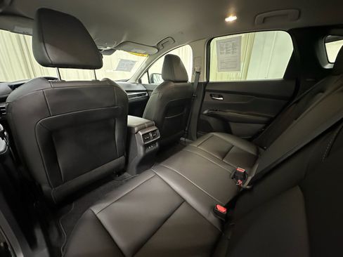 Used 2026 Nissan Murano SV AWD/4WD image 15