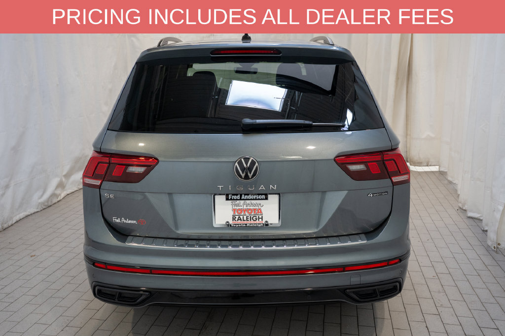 Used 2022 Volkswagen Tiguan SE R-Line AWD/4WD image 5