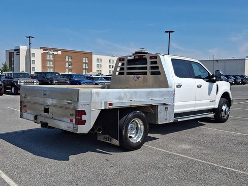 Used 2022 Ford F350 Lariat w/ Lariat Ultimate Package AWD/4WD image 6