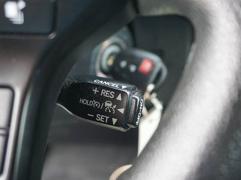 Used 2023 Toyota Tacoma SR image 19