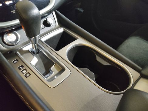 Used 2020 Nissan Murano S w/ Technology Package FWD image 26