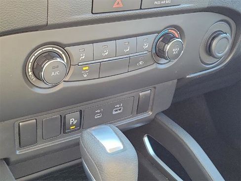 Certified 2023 Nissan Frontier SV w/ Technology Package image 27