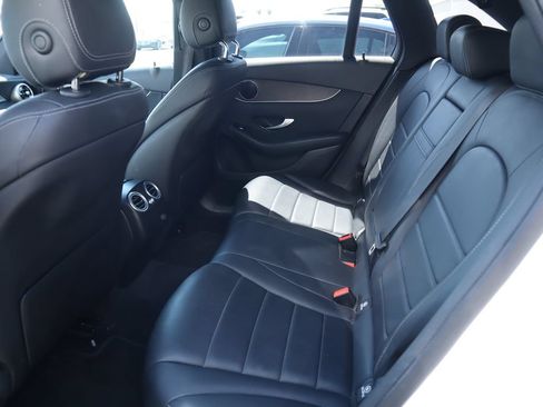 Used 2020 Mercedes-Benz GLC 300 image 11