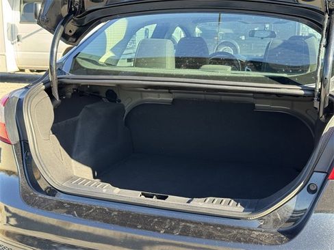 Used 2014 Ford Focus SE w/ SE Winter Package image 28