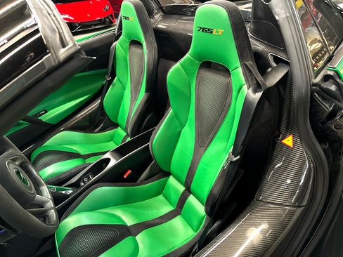 Used 2022 McLaren 765LT image 43