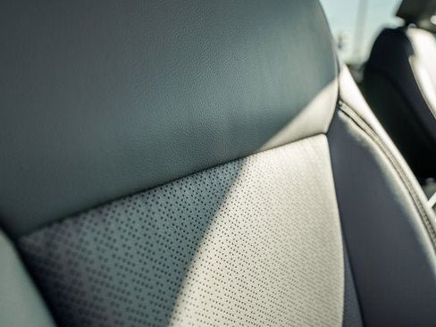 New 2025 Ford F150 Lightning Lariat image 43