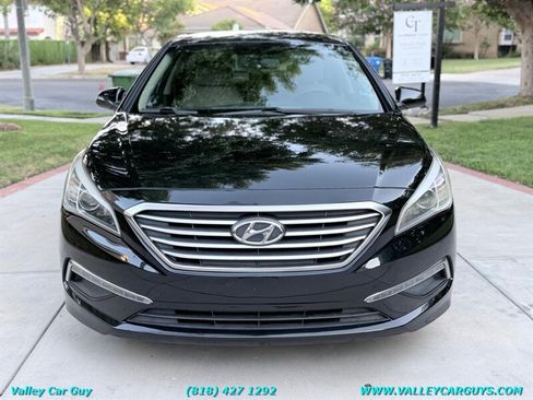 Used 2015 Hyundai Sonata SE FWD image 2