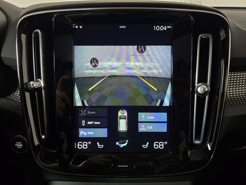 Used 2022 Volvo XC40 T5 R-Design w/ Advanced Package image 27