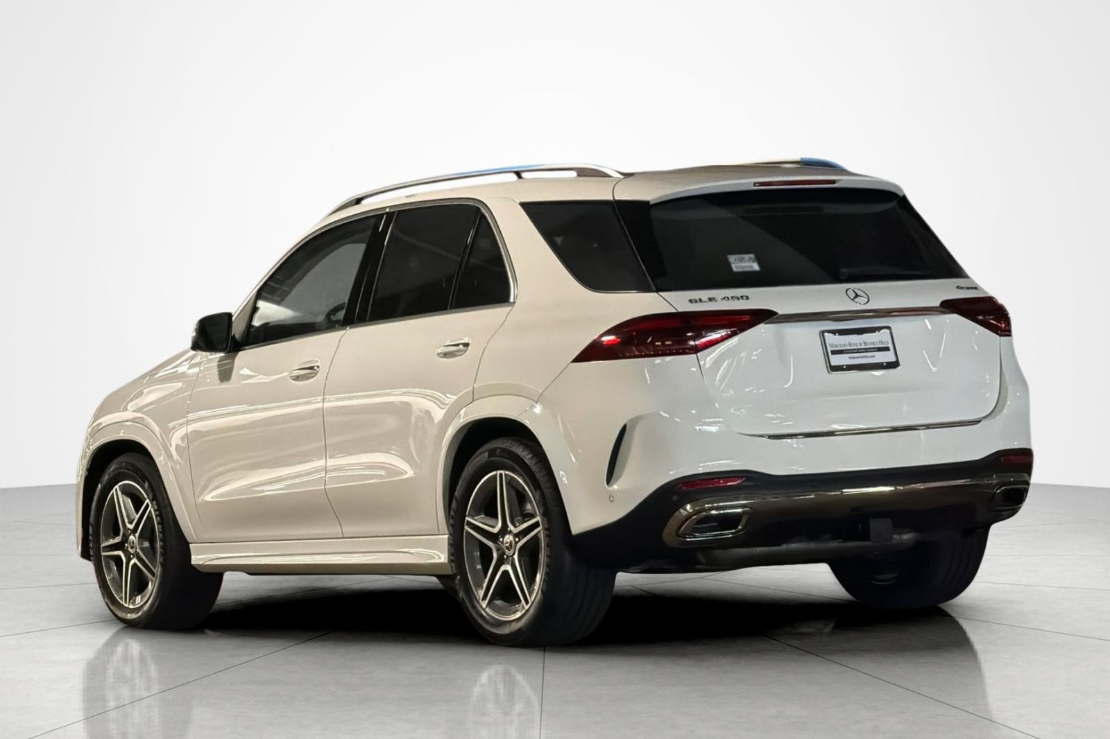 New 2026 Mercedes-Benz GLE 450 4MATIC image 3