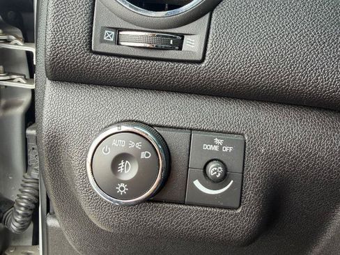 Used 2010 Buick Enclave CXL w/ Trailering Provision Package FWD image 39