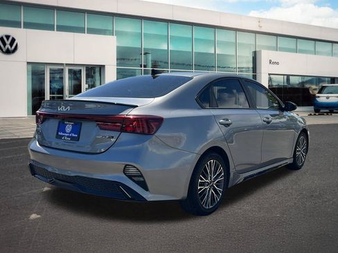 Used 2024 Kia Forte GT-Line w/ GT-Line Premium Package FWD image 5