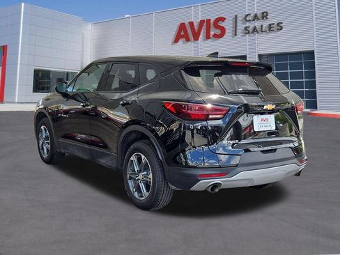 Used 2025 Chevrolet Blazer LT FWD image 16