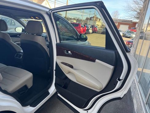 Used 2016 Kia Sorento FWD image 24