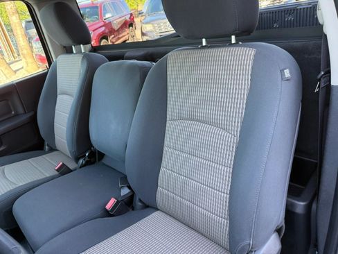 Used 2012 RAM 1500 Express RWD image 42