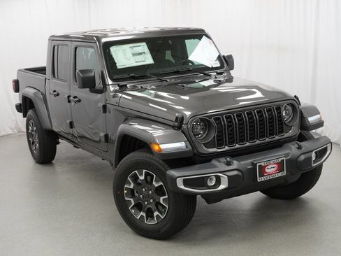 New 2026 Jeep Gladiator Sport AWD/4WD image 7