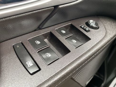 Used 2017 GMC Terrain SLE w/ Chrome Edition image 21