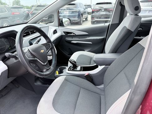Used 2017 Chevrolet Bolt LT FWD image 9