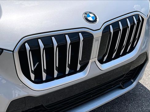 Used 2026 BMW X1 xDrive28i AWD/4WD image 32