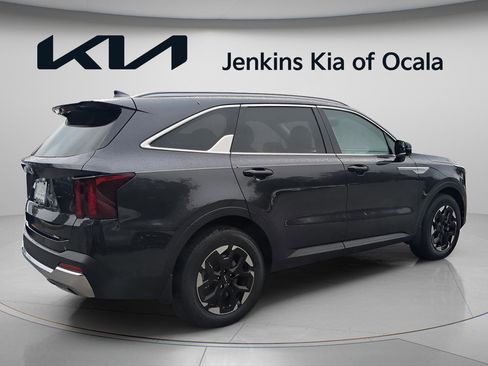 New 2026 Kia Sorento S w/ S Panoramic Sunroof Package image 3