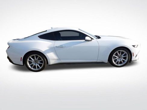 Used 2024 Ford Mustang Premium RWD image 15