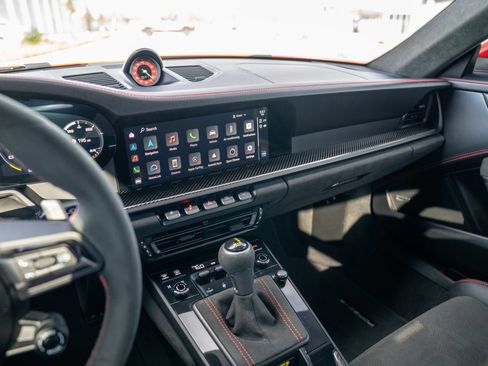 Certified 2022 Porsche 911 GT3 RWD image 17