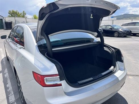 Used 2018 Lincoln Continental Reserve w/ Luxury Package AWD/4WD image 60