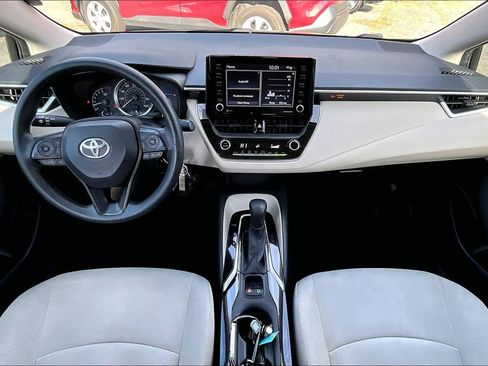 Used 2022 Toyota Corolla LE image 14