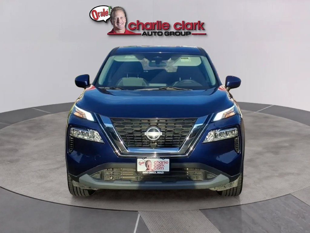 Used 2023 Nissan Rogue SV FWD image 8