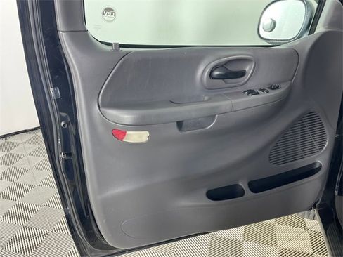 Used 2002 Ford F150 King Ranch image 10