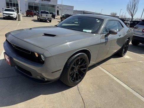 Certified 2018 Dodge Challenger SXT image 3