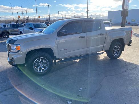 Used 2021 GMC Canyon AT4 w/ Driver Alert Package image 6