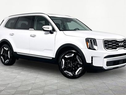 Used 2025 Kia Telluride S