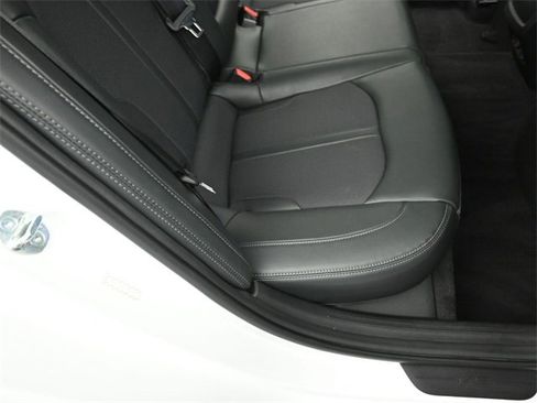 Used 2023 Kia K5 GT-Line image 28