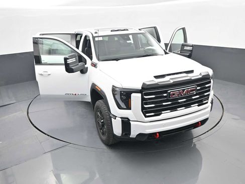 New 2026 GMC Sierra 2500 AT4 w/ AT4 Premium Plus Package AWD/4WD image 44