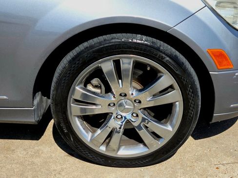 Used 2008 Mercedes-Benz C 300 Sedan image 7