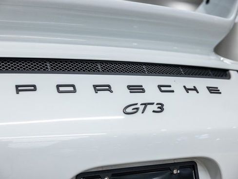 Used 2015 Porsche 911 GT3 w/ Carbon Interior Package image 19
