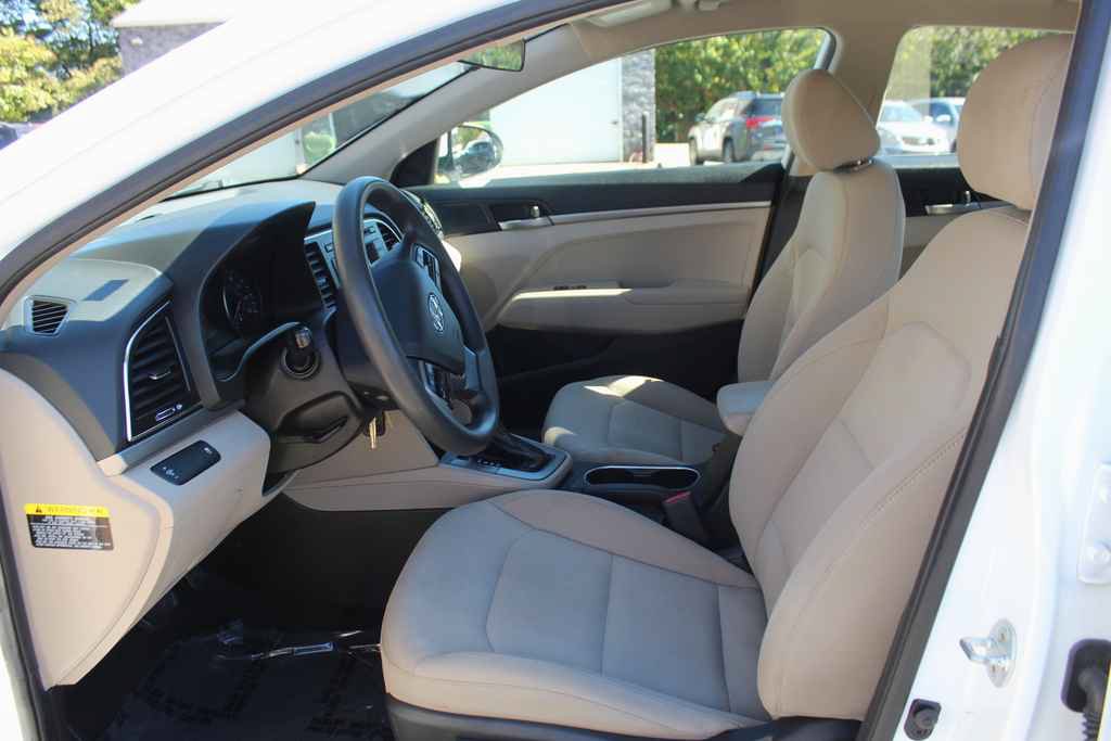 Used 2018 Hyundai Elantra SE FWD image 22