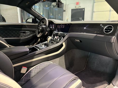 Used 2023 Bentley Continental GT Speed image 26