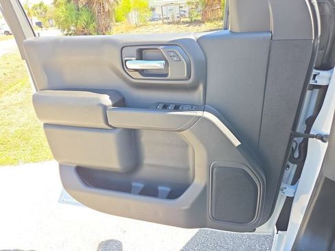 New 2026 GMC Sierra 1500 Pro w/ Pro Value Package image 18