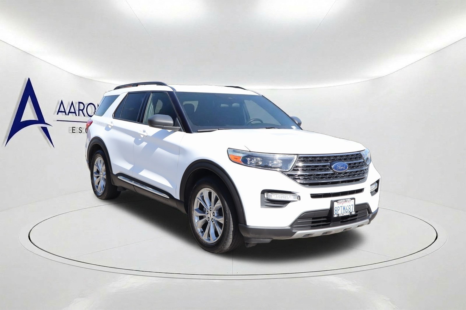 Used 2020 Ford Explorer XLT w/ Equipment Group 202A RWD image 3