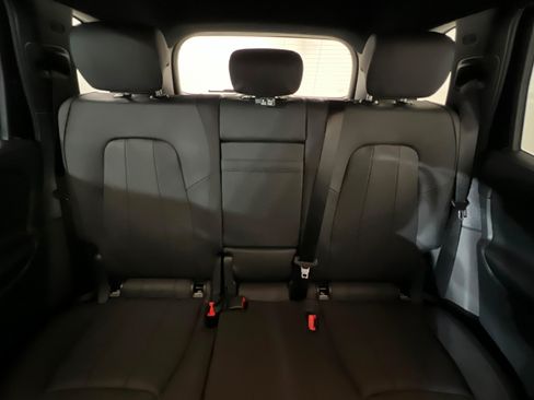 New 2026 Mercedes-Benz GLB 250 4MATIC image 25