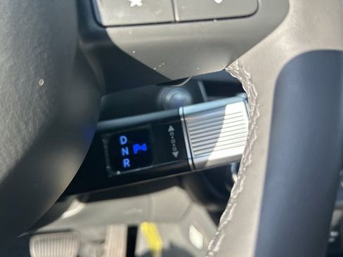 Used 2025 Hyundai Sonata Limited image 18