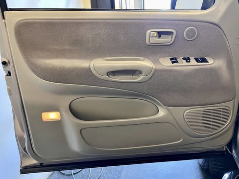 Used 2000 Toyota Tundra SR5 image 14