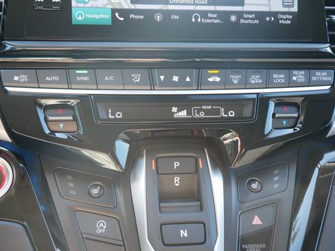 New 2026 Honda Odyssey Touring image 19