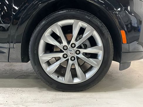 Used 2023 Buick Envision Avenir AWD/4WD image 10