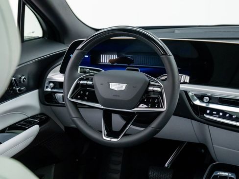 New 2026 Cadillac Lyriq Sport image 10