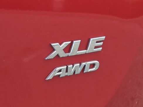Used 2017 Toyota RAV4 XLE w/ All Weather Liner Package AWD/4WD image 12