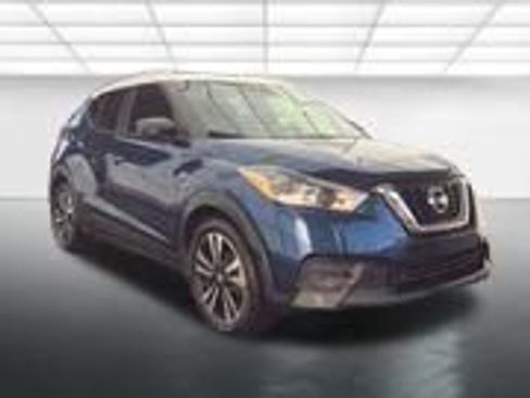 Used 2019 Nissan Kicks SV image 27
