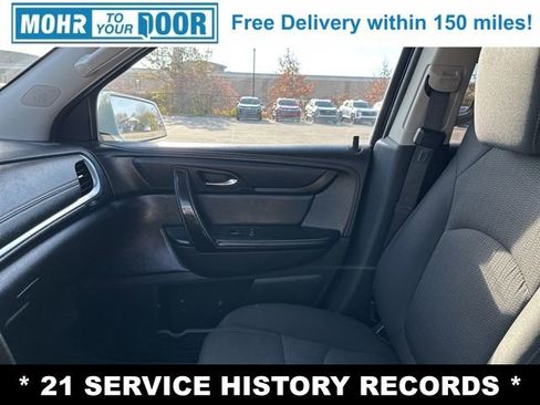 Used 2016 Chevrolet Traverse LT w/ Style and Technology Package image 26