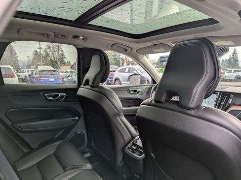 Used 2019 Volvo XC60 T6 Inscription w/ Protection Package Premier image 37